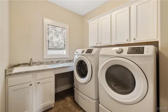 $925,000 | 128 Crane Landing, Manlius, NY 13104