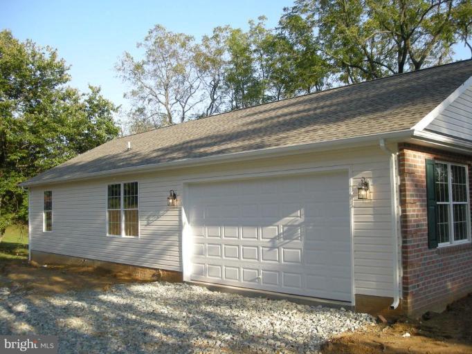 7730 Buckhill Road Kingsville, MD 21087 - Photo 6 of 12 Garage 2