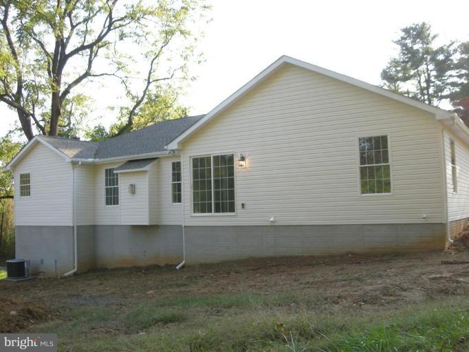 7730 Buckhill Road Kingsville, MD 21087 - Photo 7 of 12 Exterior (Rear)