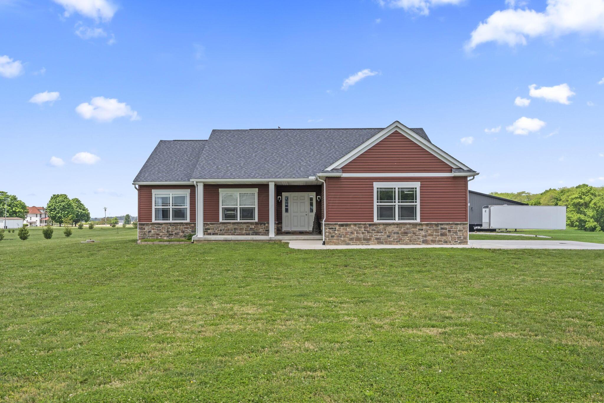 26927 Gay-Dreisbach Road Circleville, OH 43113 - Photo 2 of 48 FRONT OF HOME