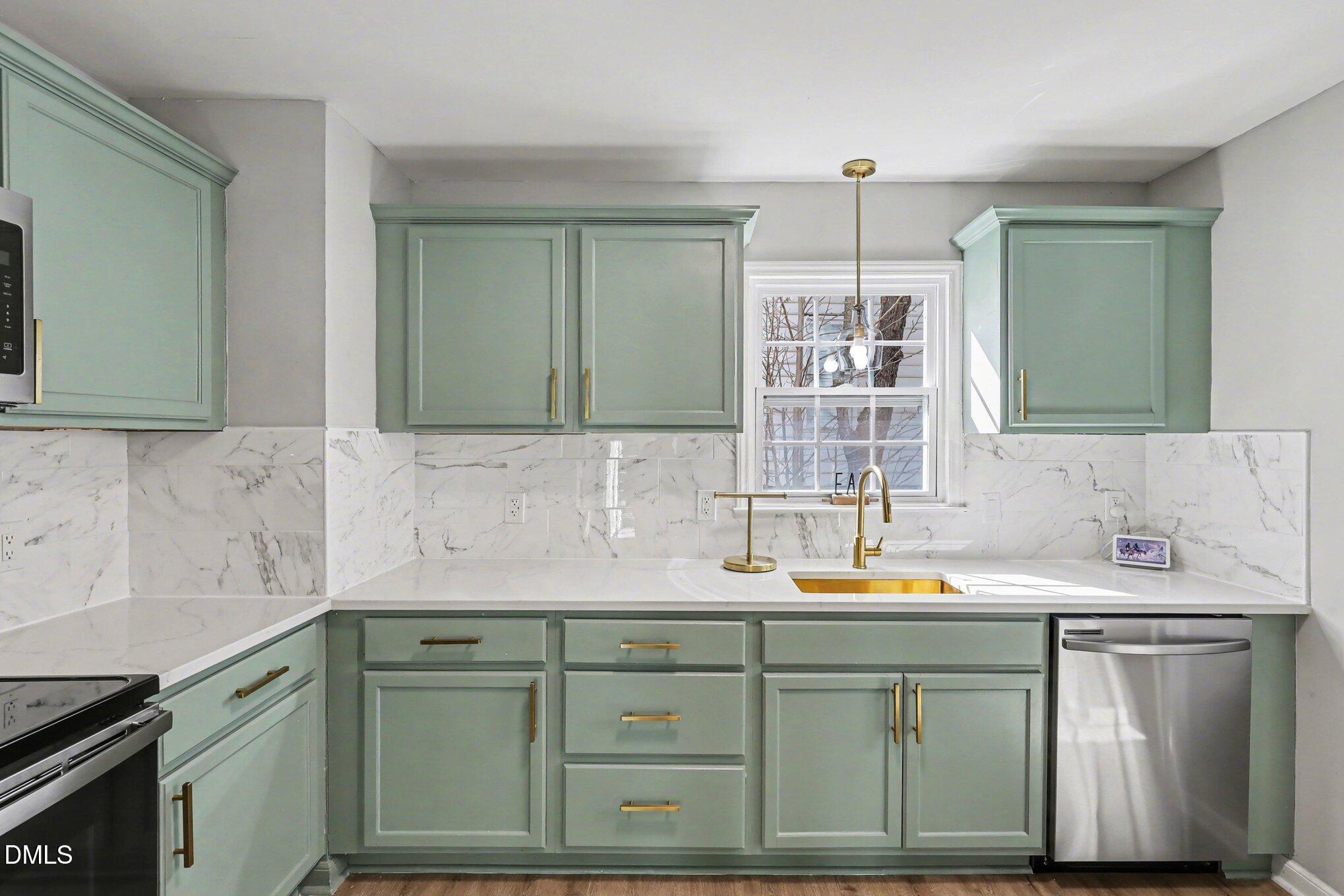 3852 Old Coach Road Raleigh, NC 27616 - Photo 12 of 32 012_file_3526