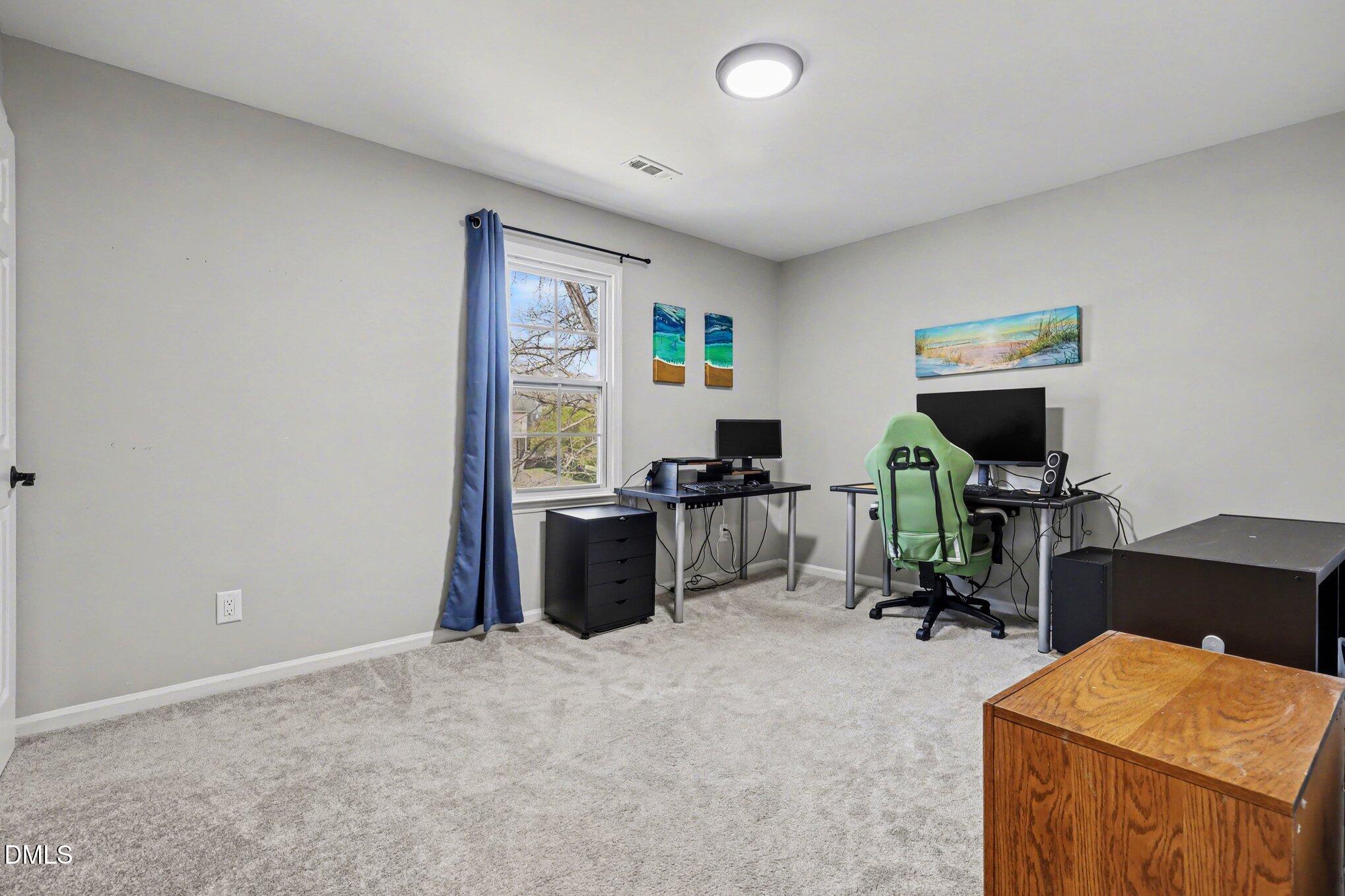 3852 Old Coach Road Raleigh, NC 27616 - Photo 15 of 32 015_file_9292