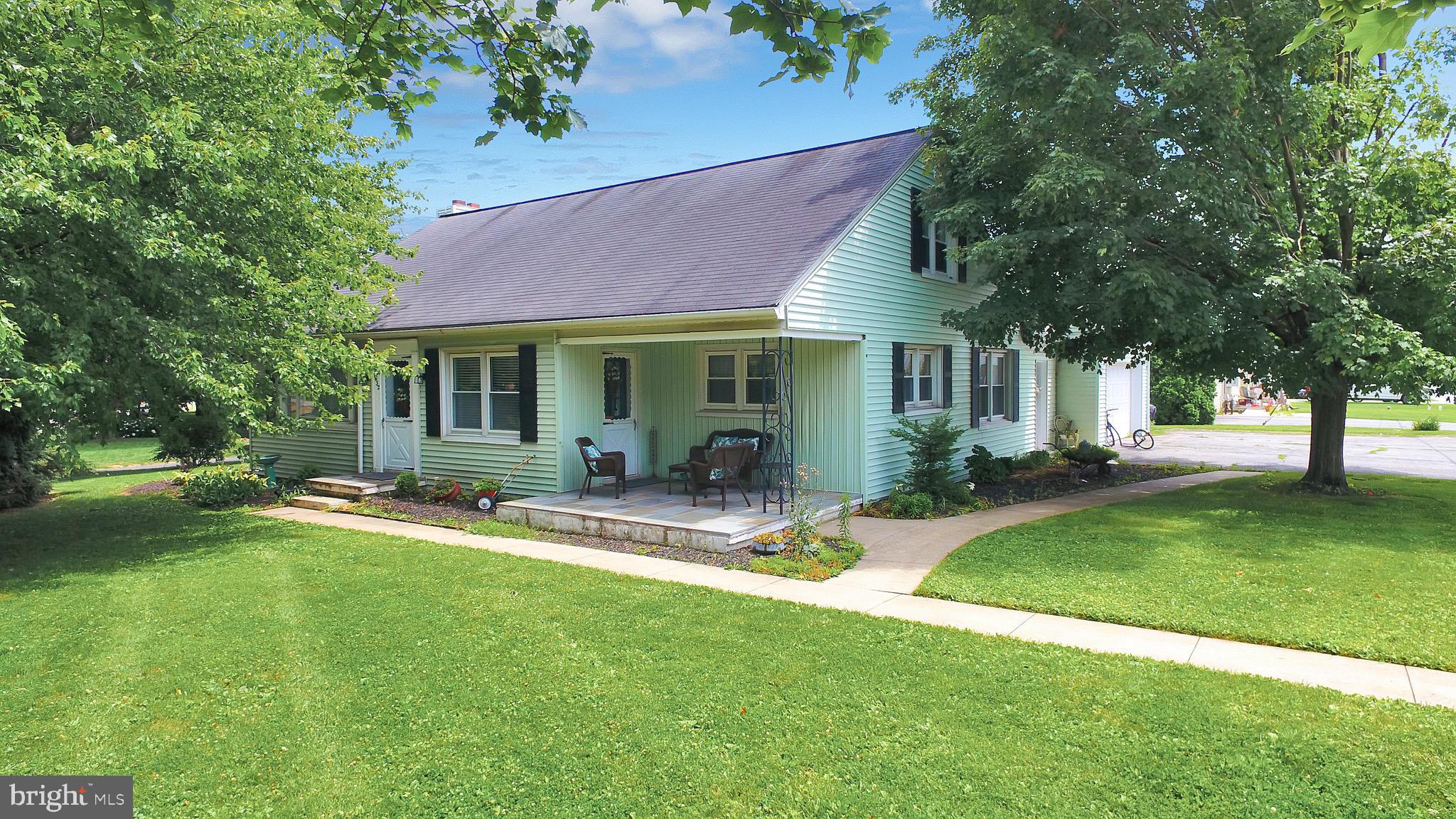 3632 East Newport Road Gordonville, PA 17529 - Photo 1 of 15 Gallery Image 1