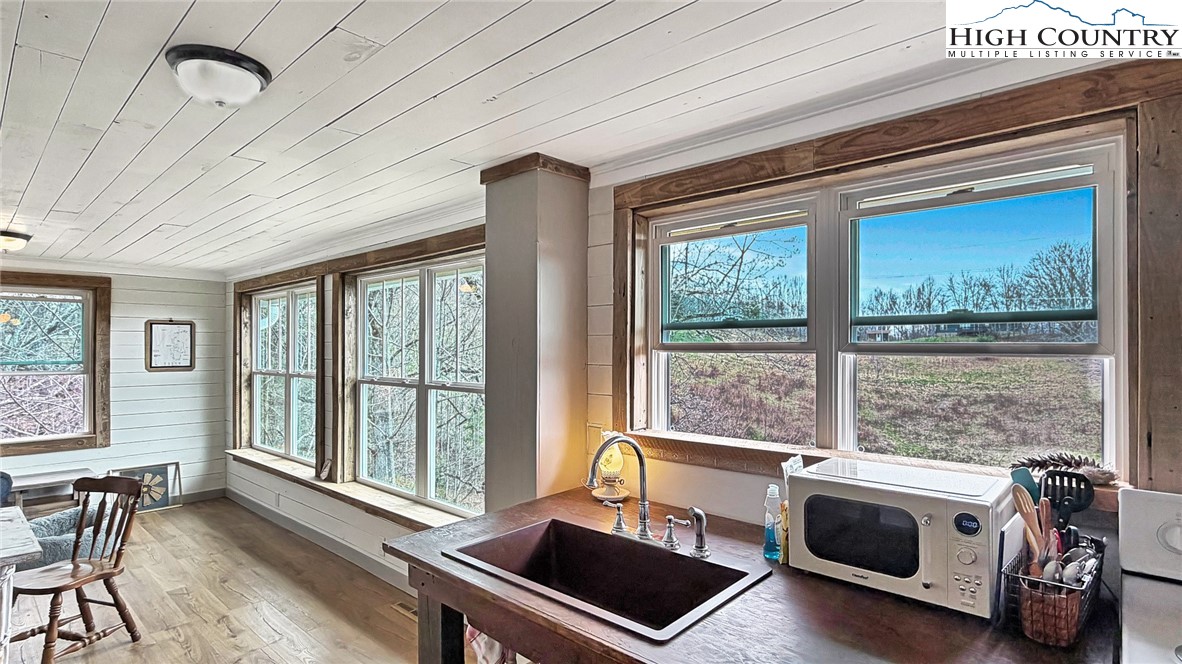244 Flat Springs Road Elk Park, NC 28622 - Photo 12 of 25