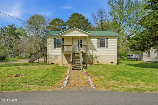 $329,900 | 231 Henderson Avenue, Sevierville, TN 37862