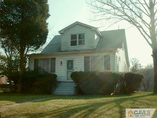 53 Poplar Road Piscataway, NJ 08854 - Photo 8 of 8 Gallery Image 8