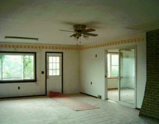 491 Otts Road New Alexandria, PA 15670 - Photo 3 of 4 Gallery Image 3
