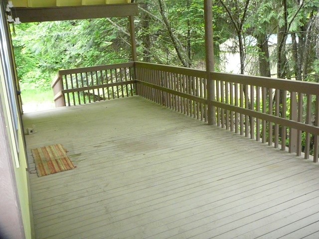 3979 Cedar Bay Road Loon Lake, WA 99148 - Photo 3 of 20 Gallery Image 3