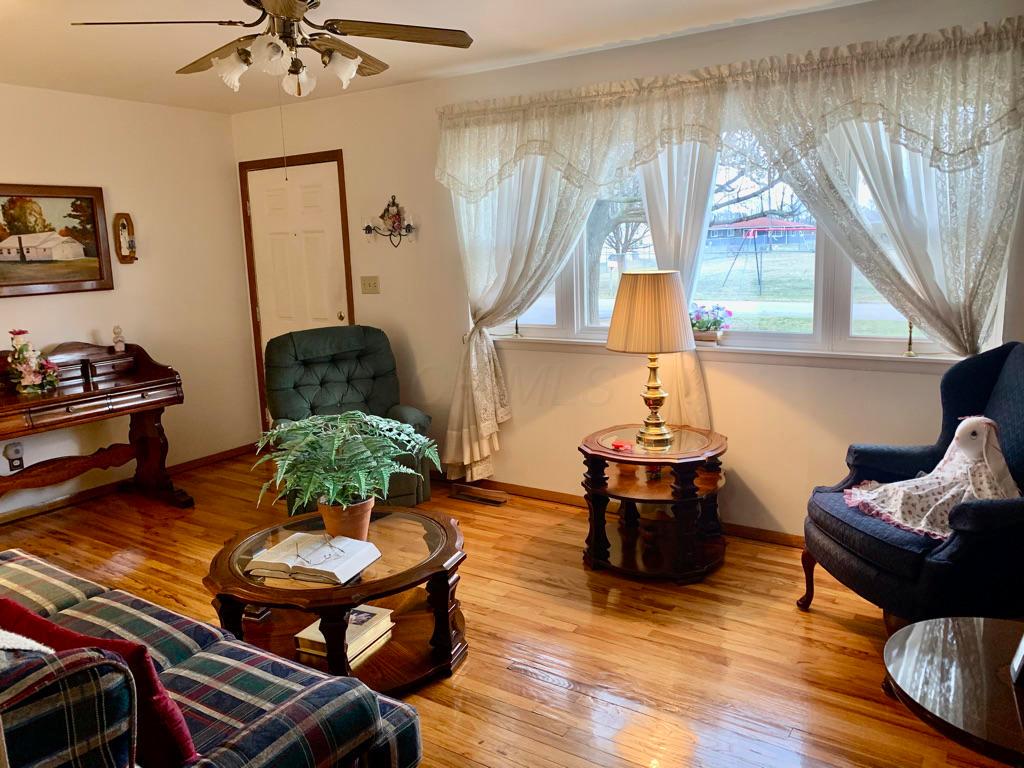 544 Colton Road Columbus, OH 43207 - Photo 3 of 34 Gallery Image 3