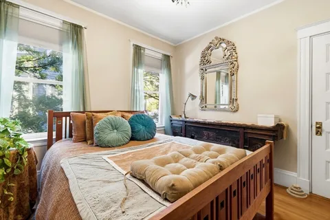 $1,025,000 | 44 Prince Street, Unit 1, Boston, MA 02130