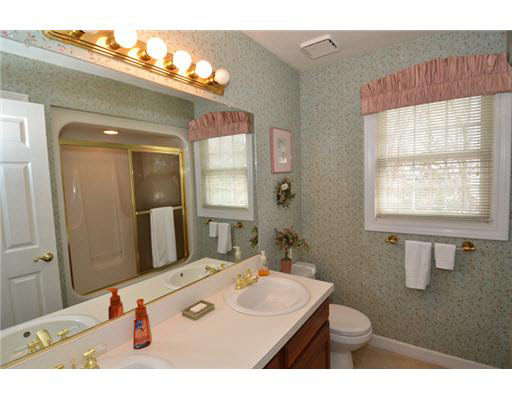 52702 Spring Valley Lane Granger, IN 46530 - Photo 12 of 20 Gallery Image 12