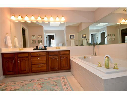 52702 Spring Valley Lane Granger, IN 46530 - Photo 16 of 20 Gallery Image 16