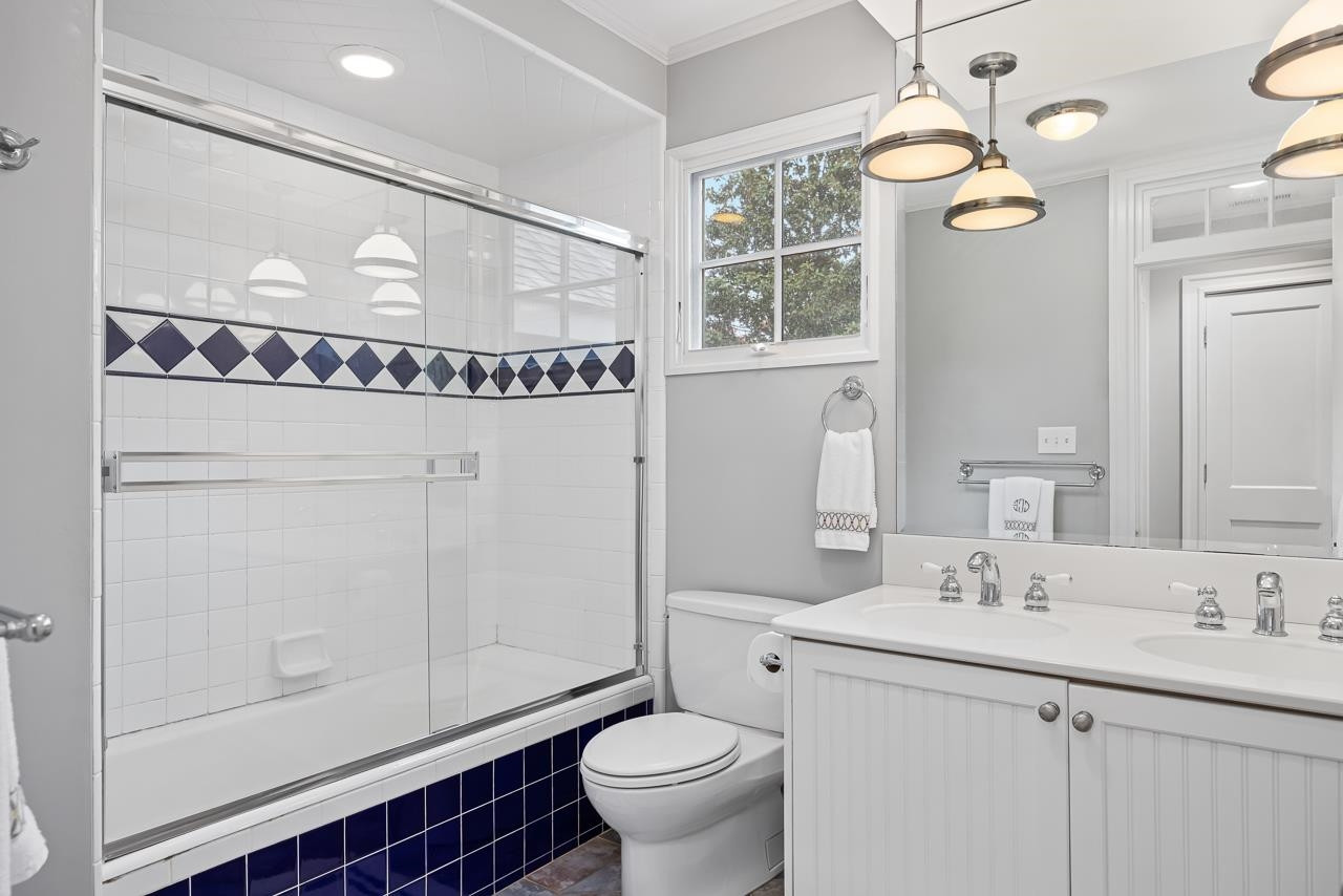 225 Hawthorne Road Raleigh, NC 27605 - Photo 25 of 33 Photo 25