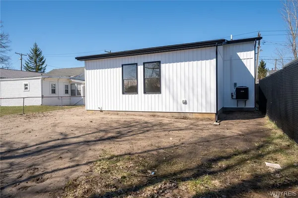 $449,000 | 1011 Muriel Drive, Hanover, NY 14081