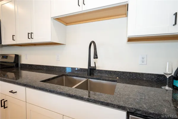 $449,000 | 1011 Muriel Drive, Hanover, NY 14081