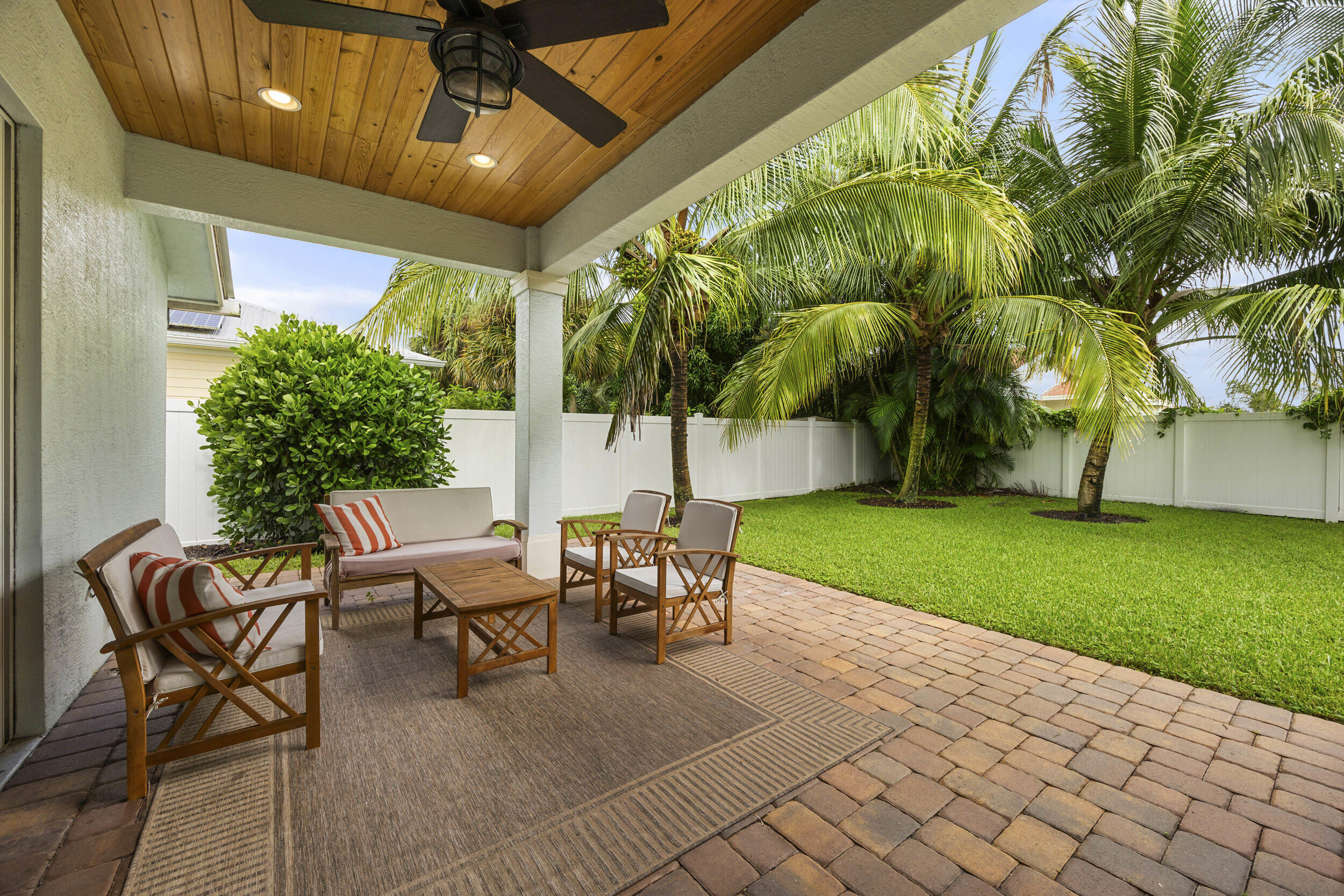 17574 Cinquez Park Road East Jupiter, FL 33458 - Photo 27 of 30 15_jv2a9656