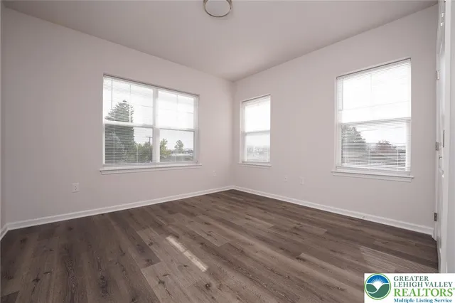 $2,150 | 1210 Eaton Avenue, Unit 304, Bethlehem, PA 18018