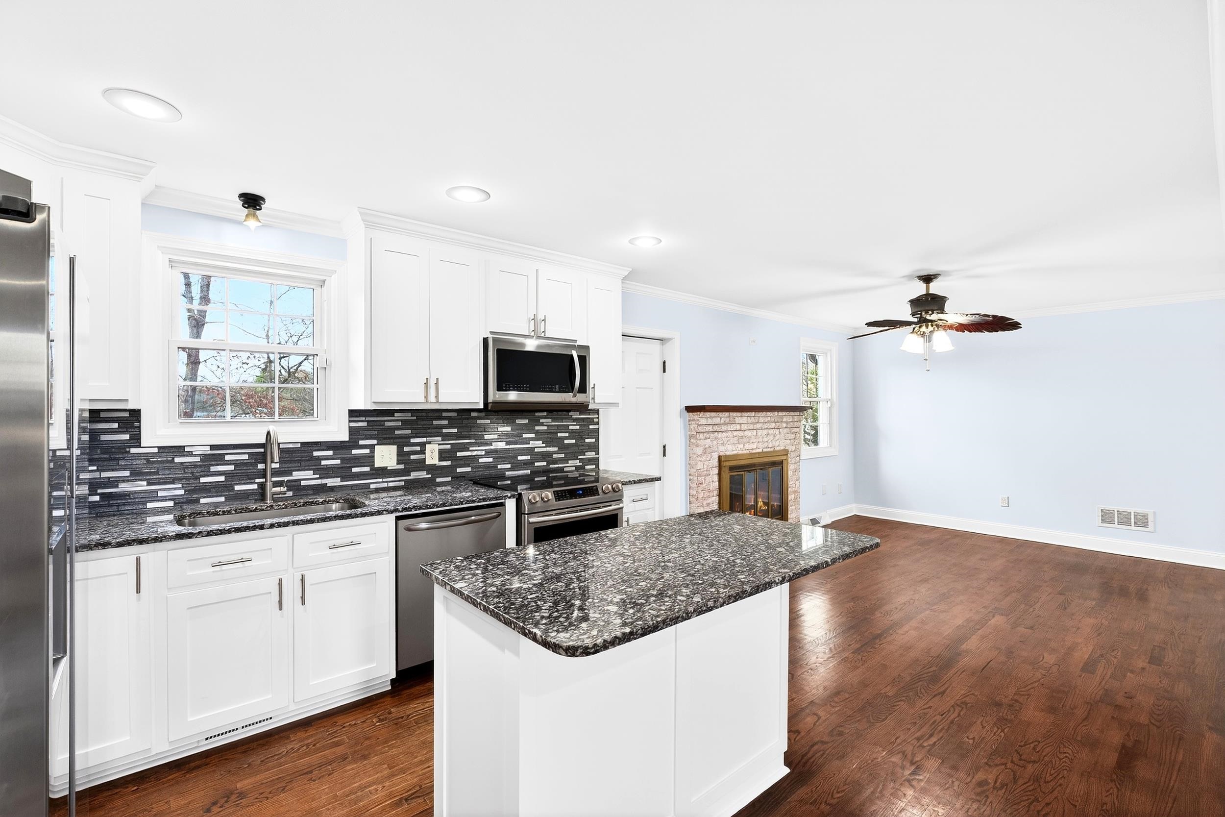 36 Sherman Lane Greenville, SC 29605 - Photo 13 of 49