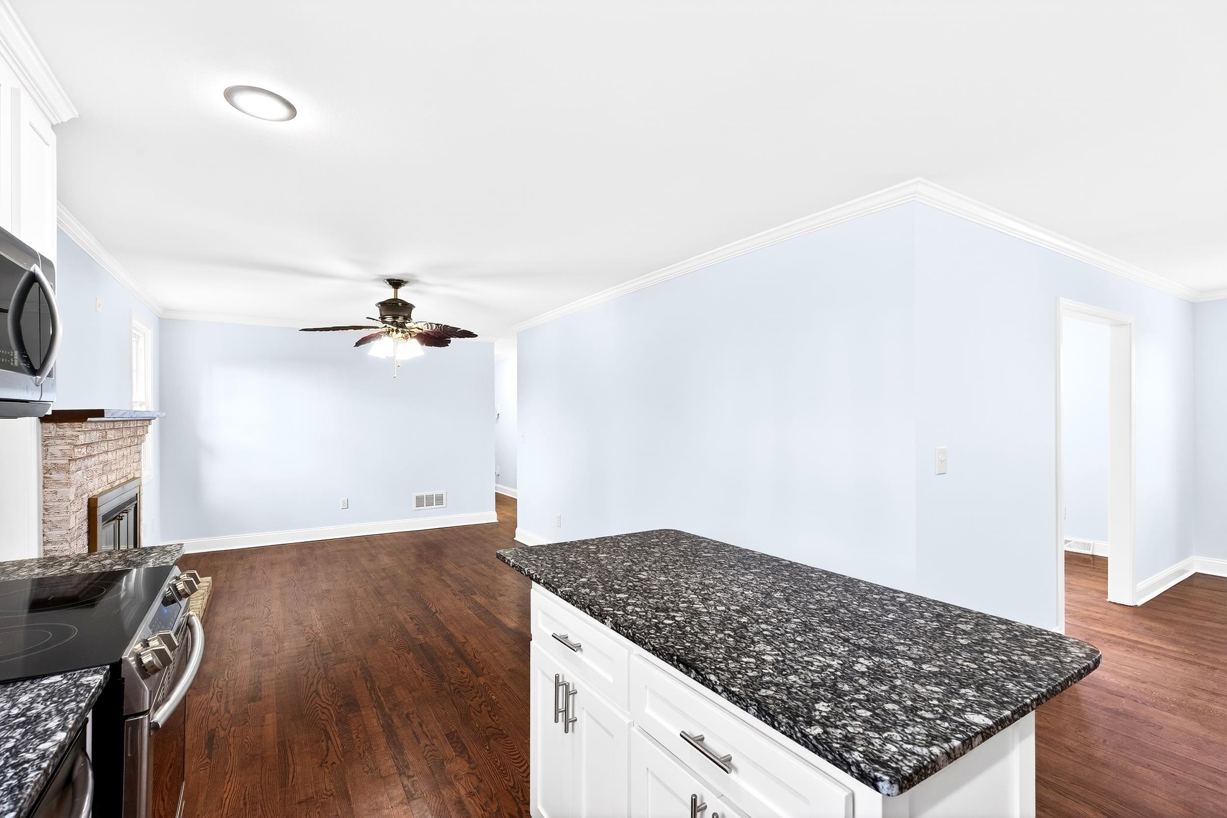 36 Sherman Lane Greenville, SC 29605 - Photo 15 of 49