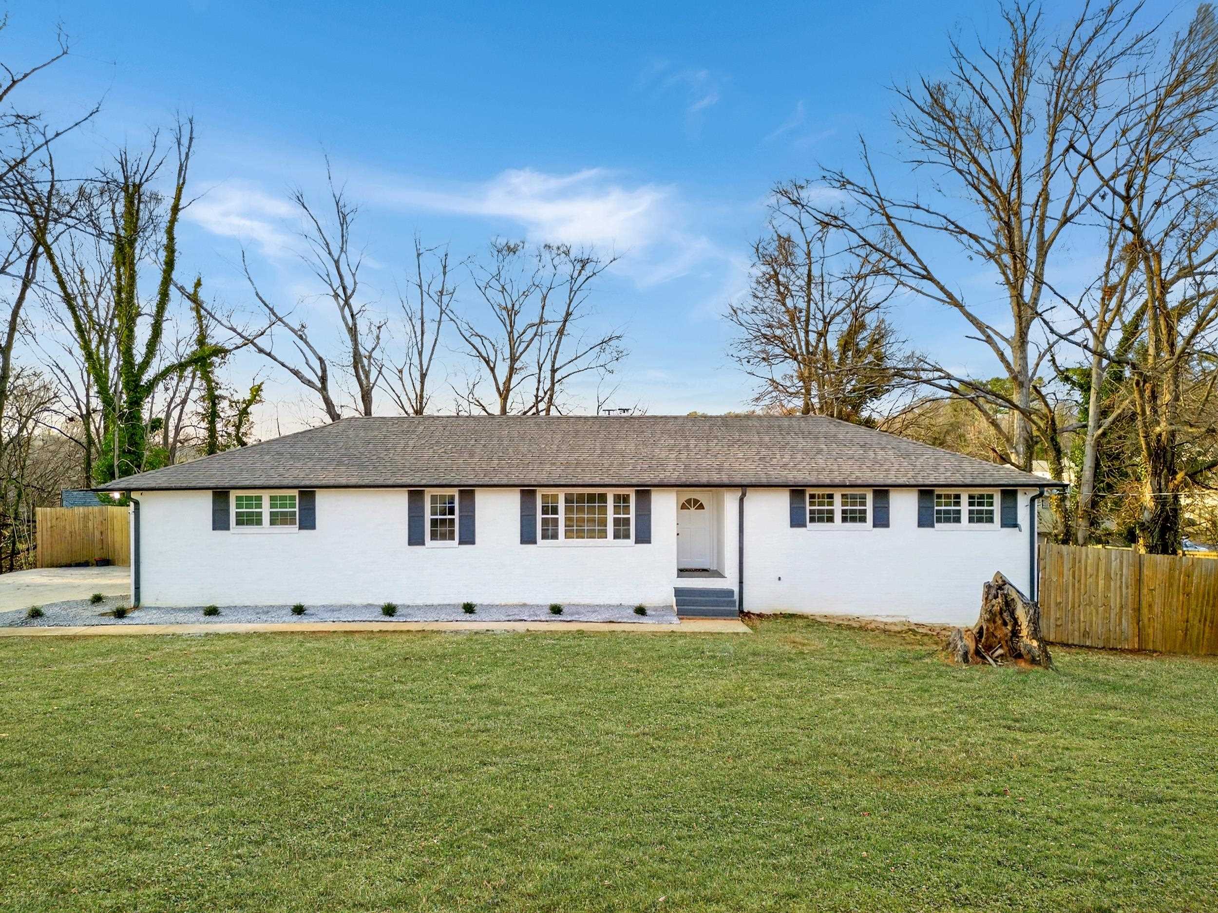 36 Sherman Lane Greenville, SC 29605 - Photo 3 of 49