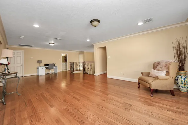 $509,500 | 10138 Bayou Manor Lane, Houston, TX 77064