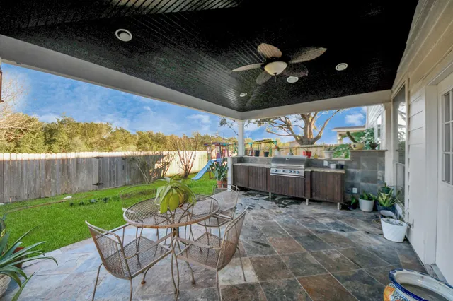 $509,500 | 10138 Bayou Manor Lane, Houston, TX 77064