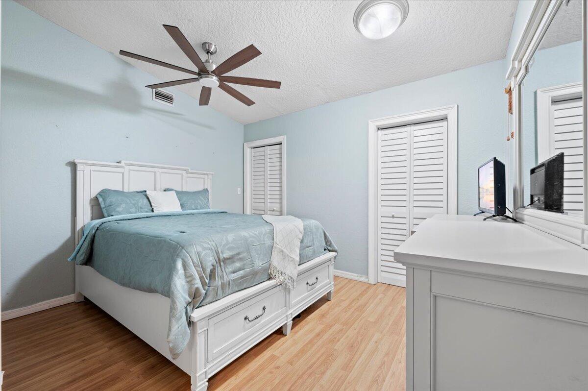 16474 88th Road North Loxahatchee, FL 33470 - Photo 23 of 41 31-LUX8045.jpg1
