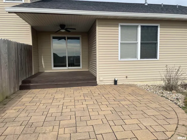 $2,250 | 700 Garvey Lane, Chatham, IL 62629