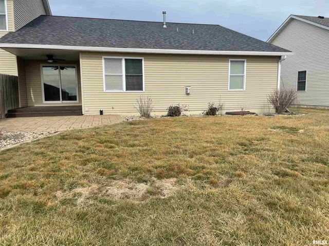 $2,250 | 700 Garvey Lane, Chatham, IL 62629