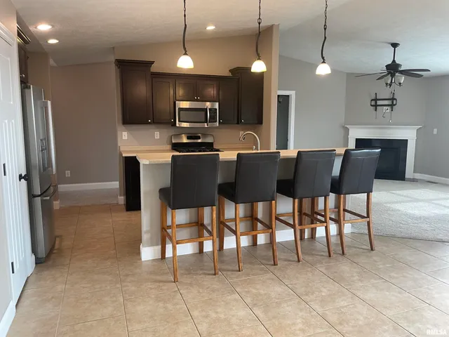 $2,250 | 700 Garvey Lane, Chatham, IL 62629