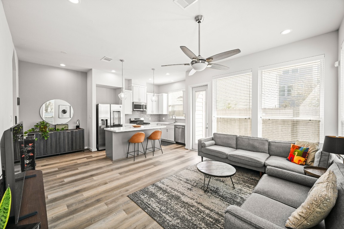 4002 Elser Street Houston, TX 77009 - Photo 8 of 36 a living room with furniture and a large window