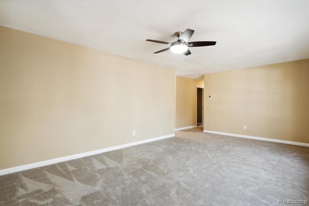5245 Dutton Road Gregory, MI 48137 - Photo 7 of 58