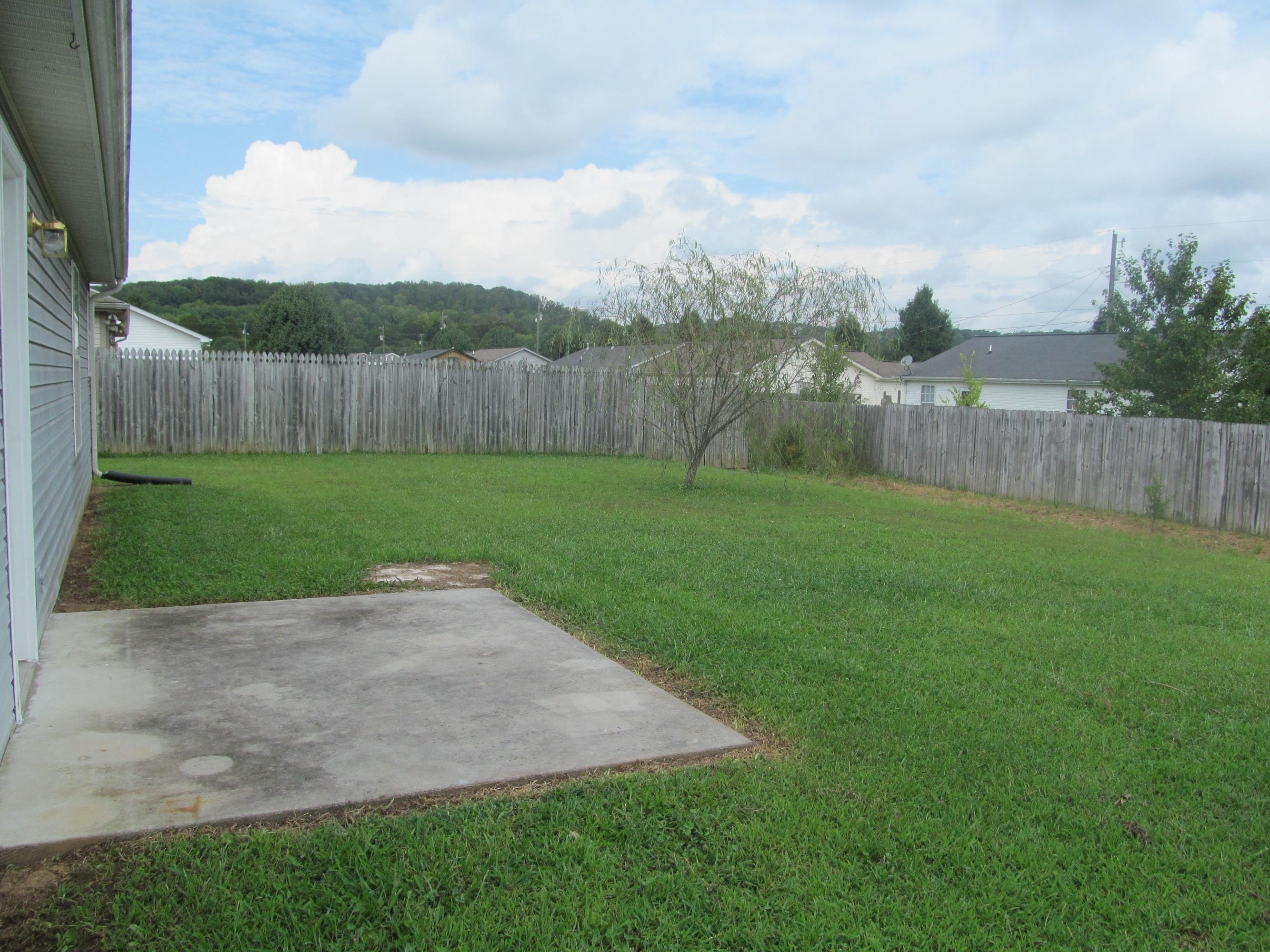 7741 Ralph Youmans Road Corryton, TN 37721 - Photo 23 of 26 Ralph Youmans 019
