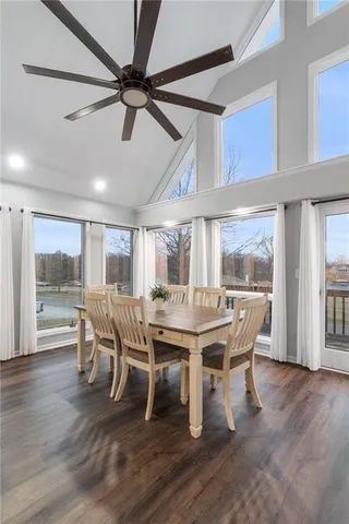 $525,000 | 385 Lake Viking Terrace, Gallatin, MO 64640