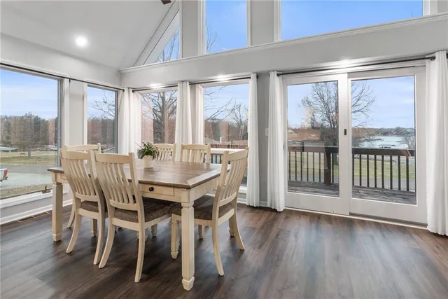 $525,000 | 385 Lake Viking Terrace, Gallatin, MO 64640