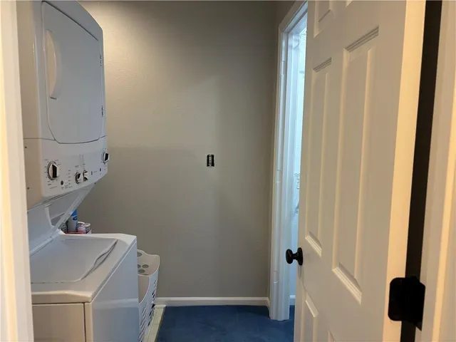 $525,000 | 385 Lake Viking Terrace, Gallatin, MO 64640