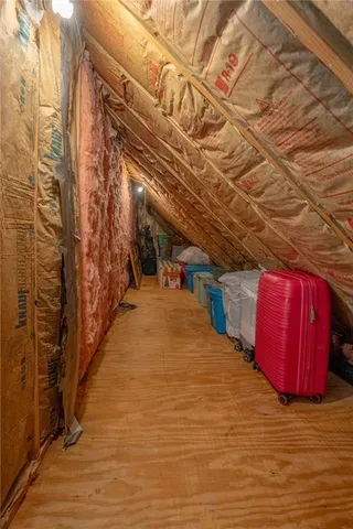 $525,000 | 385 Lake Viking Terrace, Gallatin, MO 64640