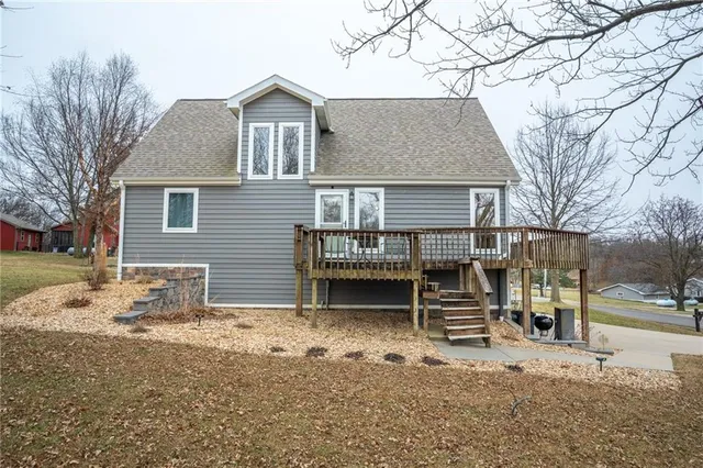$525,000 | 385 Lake Viking Terrace, Gallatin, MO 64640