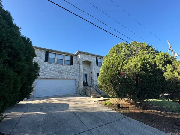 $2,700 | 11514 Cavendish Circle, San Antonio, TX 78251