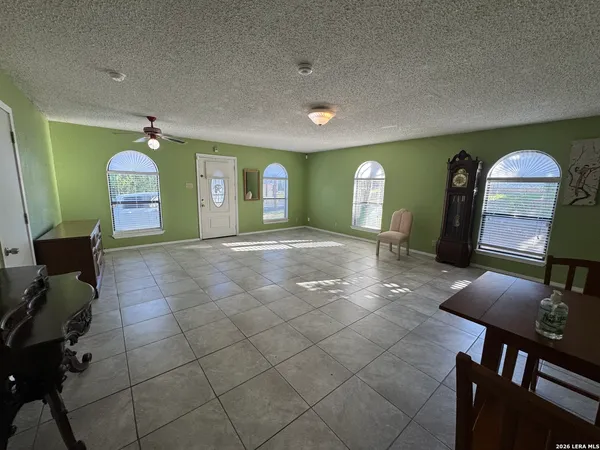 $2,700 | 11514 Cavendish Circle, San Antonio, TX 78251