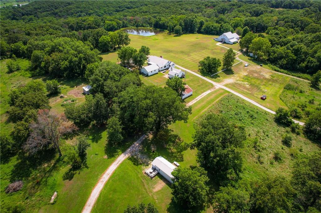 2105 Northeast 315 Pvt Road Osceola, MO 64776 - Photo 15 of 99