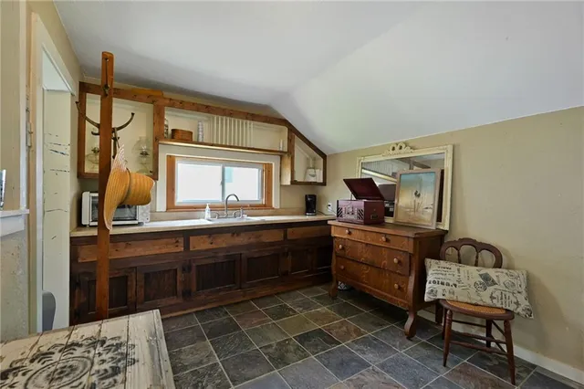 $1,900,000 | 2105 Northeast 315 Pvt Road, Osceola, MO 64776