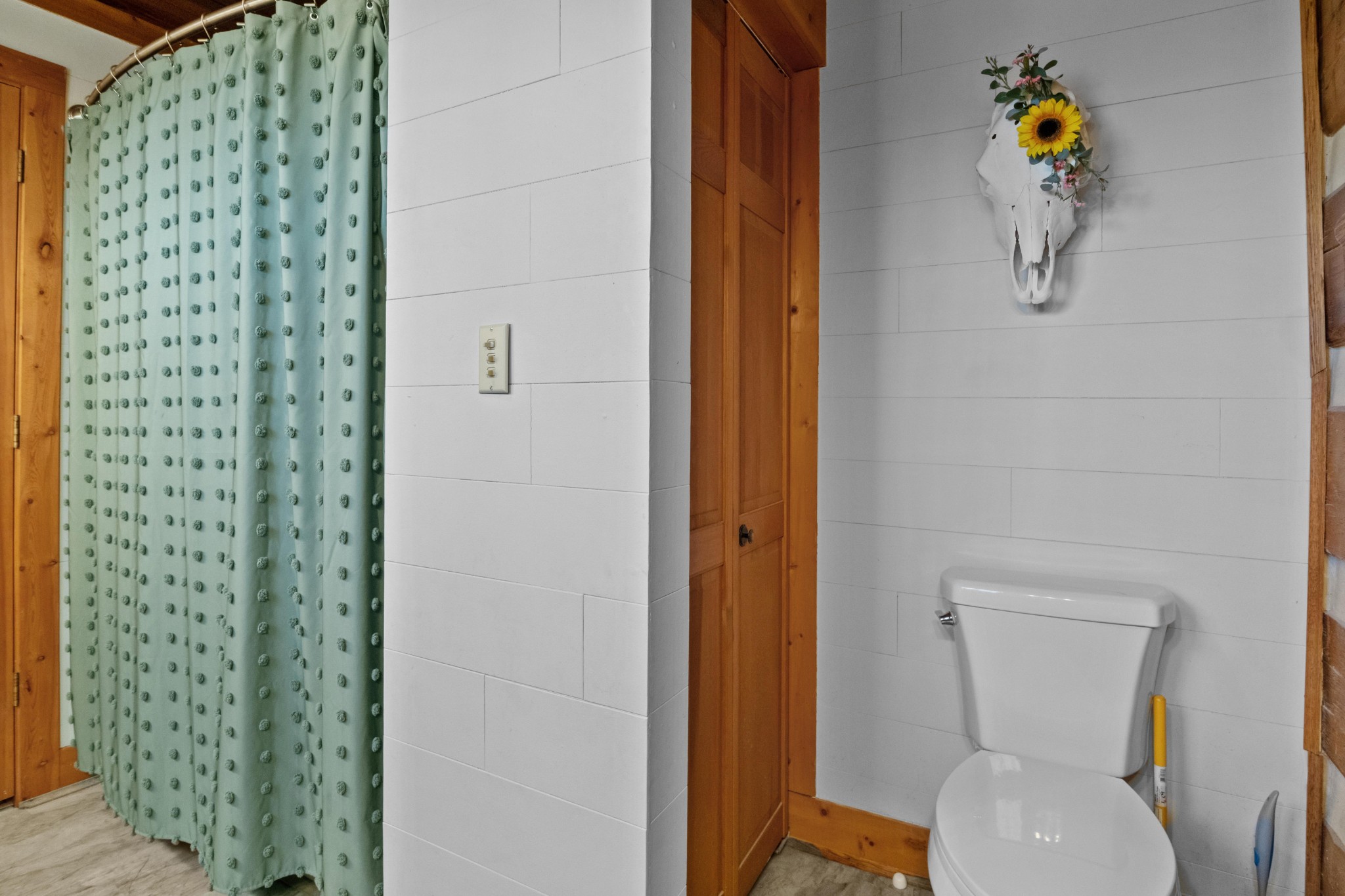 6205 Flatwoods Road Camden, TN 38320 - Photo 32 of 46