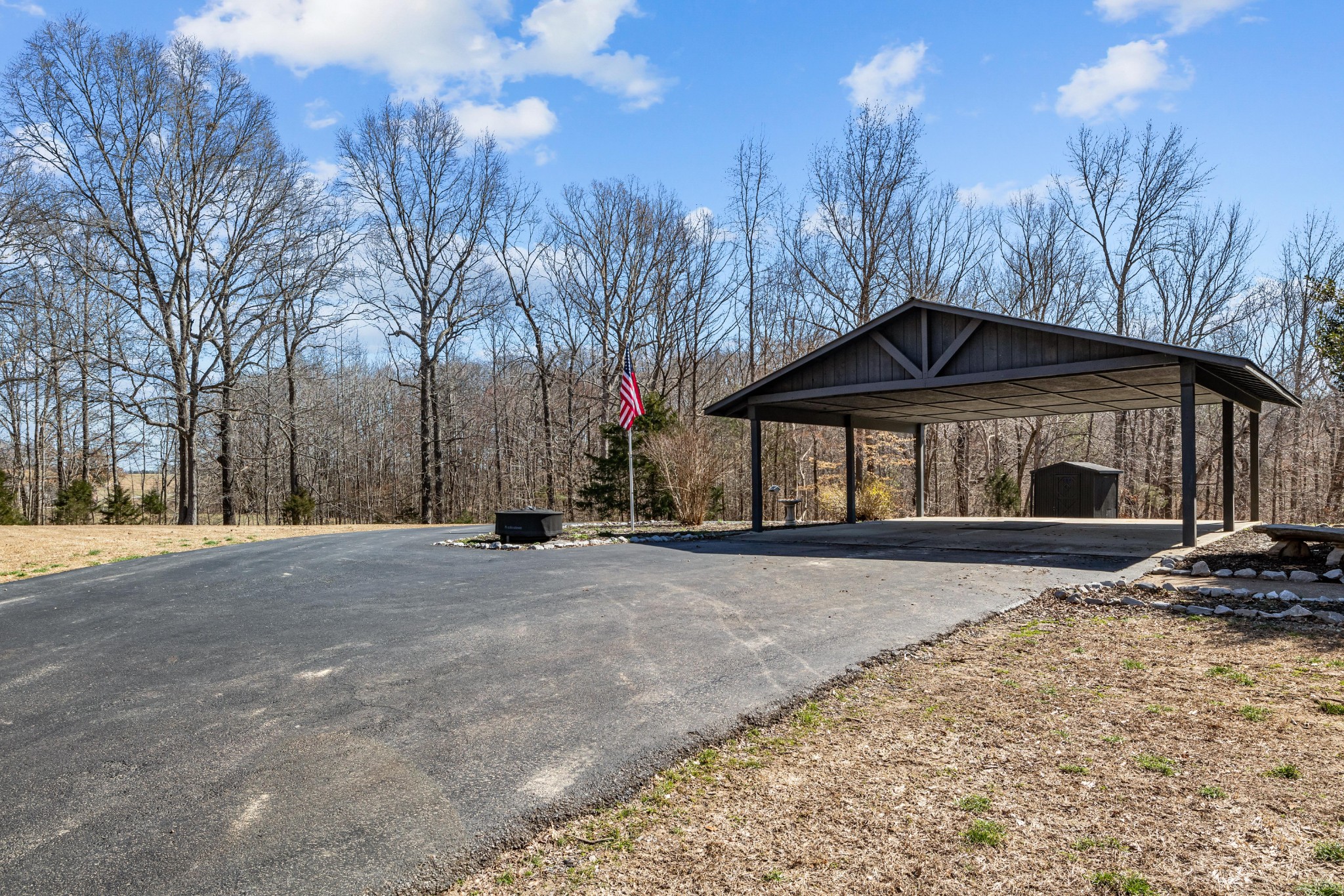 6205 Flatwoods Road Camden, TN 38320 - Photo 9 of 46