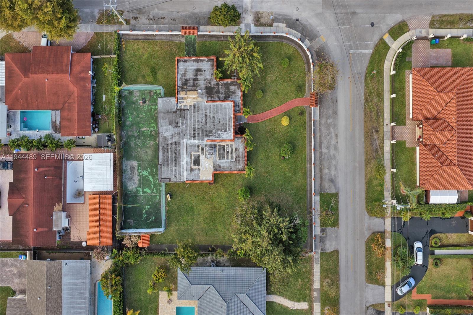 500 Southwest 39th Court Miami, FL 33134 - Photo 3 of 40 Photo 3