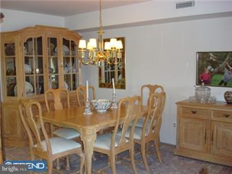 9945-49 Norwalk Road, Unit B2 Philadelphia, PA 19115 - Photo 5 of 7 Gallery Image 5