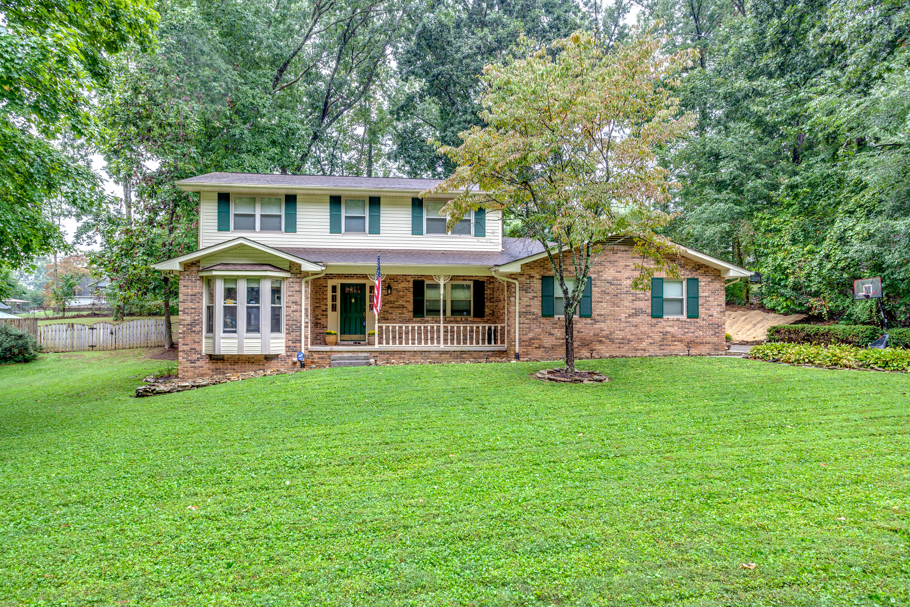 7929 Castlecomb Road Powell, TN 37849 - Photo 2 of 33 002200924-1-7929CastlecombRdPowellTN-SMA