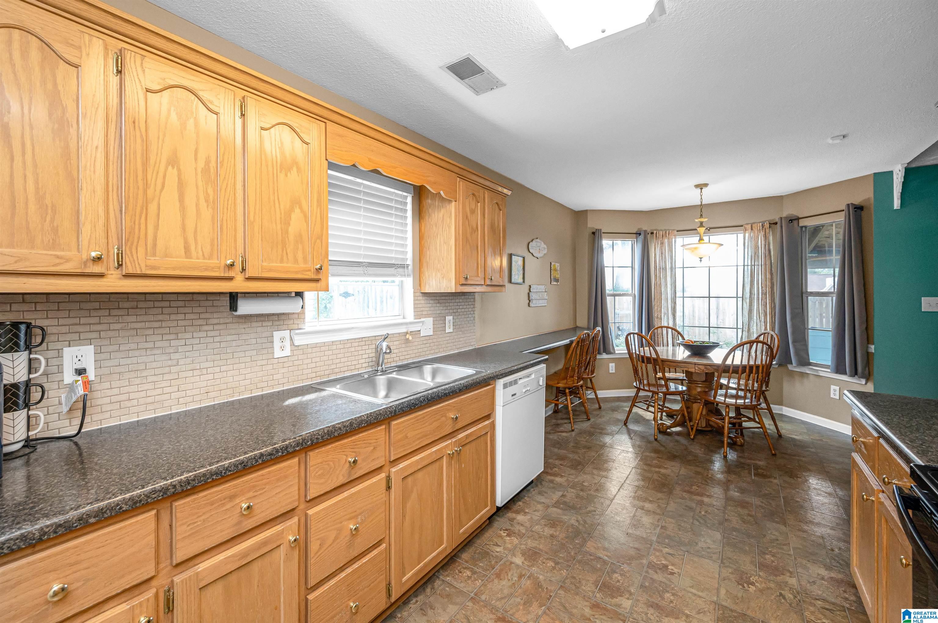 8030 Rockhampton Circle Helena, AL 35080 - Photo 16 of 37