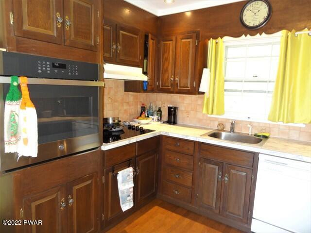 106 Wynooska Road Greentown, PA 18426 - Photo 19 of 45 14 Kitchen