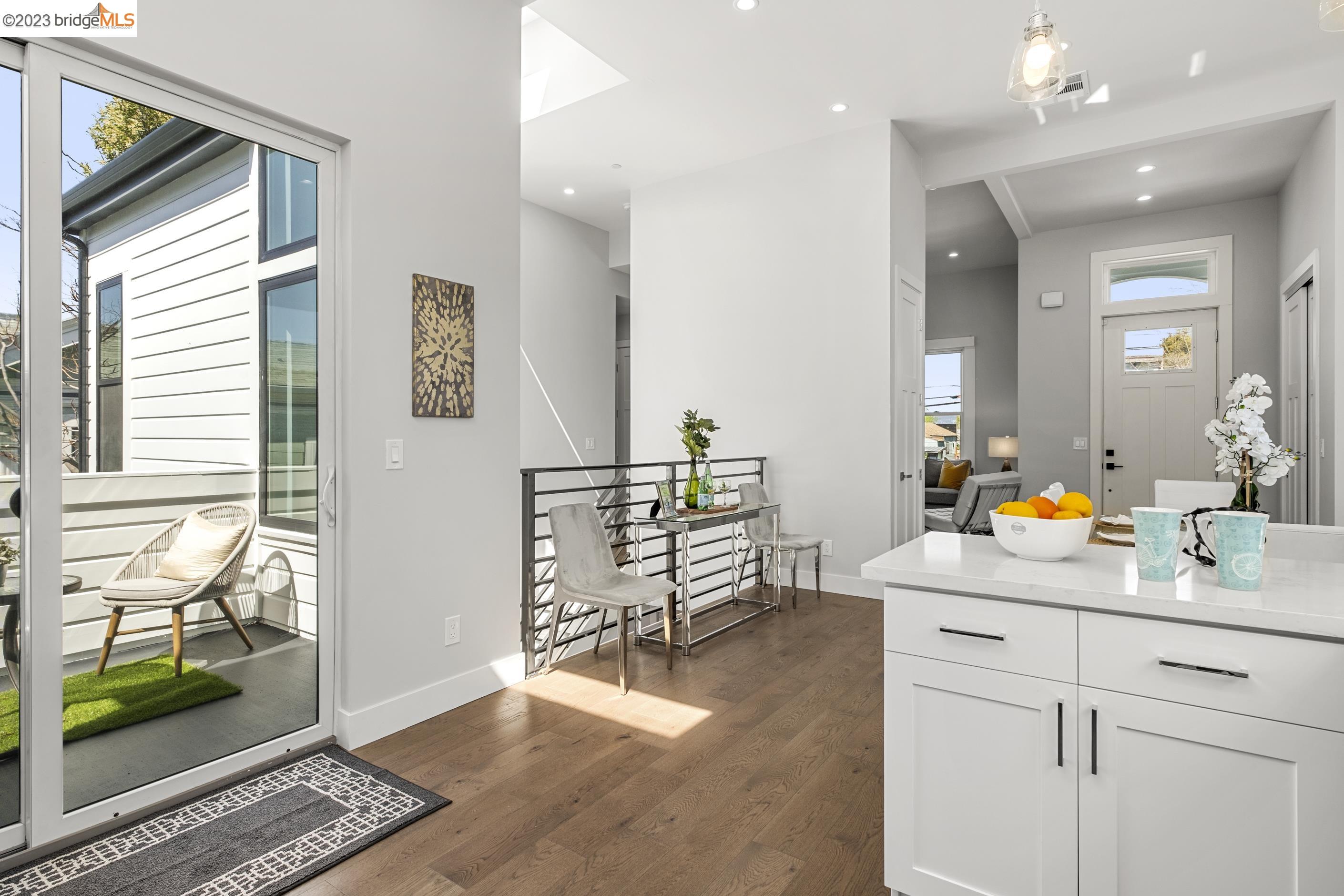 1675 12th Street Oakland, CA 94607 - Photo 8 of 17